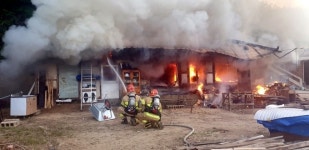 울진 신림리 단독주택 화재...인명피해 없어