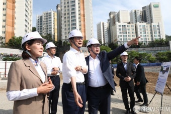 흑석동 9구역 현장점검하는 한덕수 총리