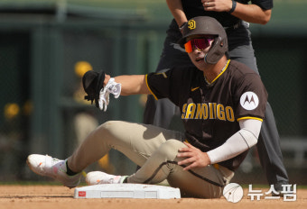 [MLB]  '꿀맛 휴식' 김하성, 2루타 치고 도루 2개 보태