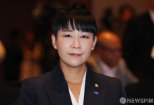 국회의원 임기 시작한 가수 리아