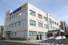 대구 군위서 비닐하우스형 창고 화재 53분만에 진화...인명피해 없어