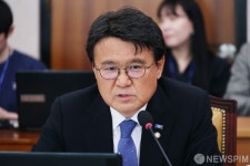 인사말 하는 황운하 조국혁신당 원내대표