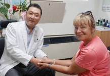 수원 이춘택병원 1호 인공관절 수술 해외환자 신뢰로 다시 찾아 눈길