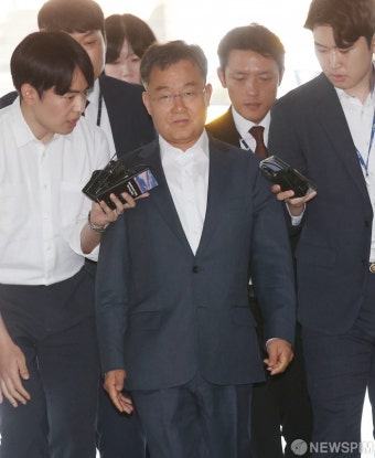 김만배 '허위 인터뷰 의혹' 구속심사 출석
