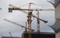 타워크레인 설치·해체 노조 총파업...일정 개선·단가 현실화 요구