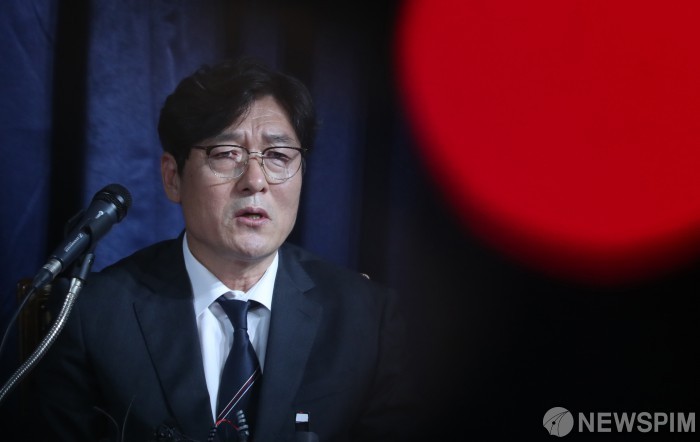 홍명보 감독 선임, 대한축구협회 규정 준수하며 투명한 과정 거쳐