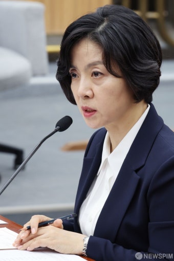발언나선 이숙연 대법관 후보자