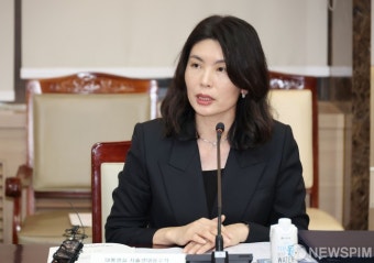 인구 대책회의 참석한 유혜미 저출생대응수석