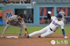 [MLB] 오타니, 도루 2개 추가… '40-40'에 한걸음 더