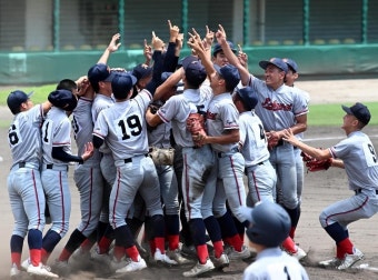 한국계 교토국제고, 3년만에 日고시엔 4강 올랐다