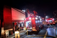 경주 석장동 상가 음식점서 화재…인명피해 없어