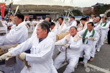 쌍용거 줄다리기가 쉽지 않네