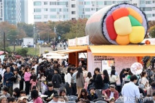 북적이는 2024 전남 세계 김밥 페스티벌
