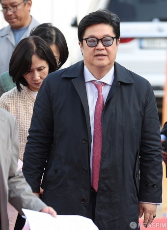 김병주도서관 착공식 참석하는 김병주 회장 부부