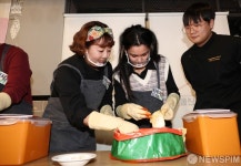 김치클래스 참석한 홍신애 요리연구가