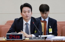 의원질의에 답하는 박장범 한국방송공사 사장 후보자
