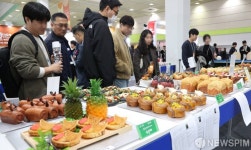 베이커리 페어 작품이 된 일반빵