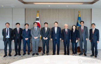 윤석열 대통령, 국민통합위원회와 오찬