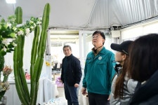 이민근 안산시장, 이동꽃마을 폭설 피해 현장 점검...시민 피해 최소화