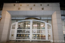 긴장속 굳게닫힌 정부서울청사