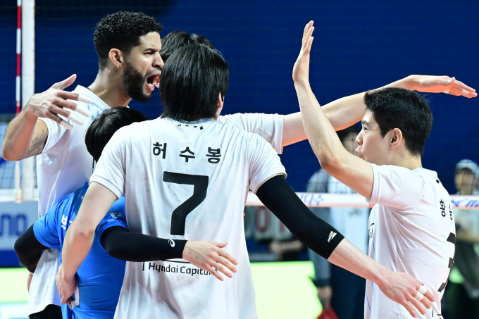 현대캐피탈, 레오-허수봉 조합의 활약으로 6년 만에 챔피언 결정전 우승 달성