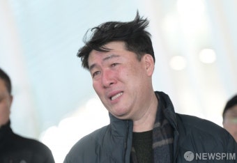 사고 이틀째... 발언나선 박한신 제주항공 참사 유가족협의회 대표