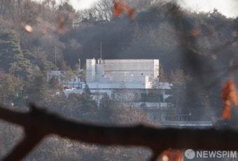 공수처·경찰 특별수사단 80명 진입한 尹 대통령 관저