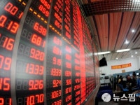 [오늘 A주] 디플레 우려에 약세...美 추가 제재 움직임에 컴퓨팅 관련주 급등