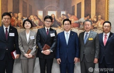 여의도순복음교회 예배 참석한 한동훈