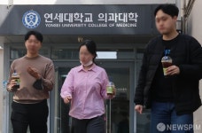 의과대학 학생들의 복귀를 기대하며