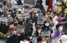 트랙터 대행진 허용하라