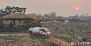 꺼지지 않는 산불...하회마을도 위협