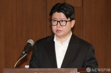 발언하는 안성수 골드메달리스트 대표