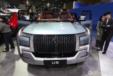 공개되는 양왕 대형 SUV U8