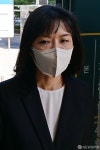 LG家 구연경, 주식 부정 거래로 법정행
