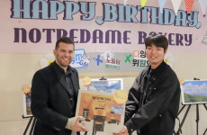노틀담베이커리 B동 | GM 한국사업장, 장애인 운영 카페 '노틀담베이커리' 2주년 행사