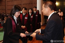 검사로서의 첫 발