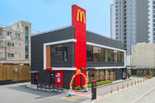 맥도날드, 지난해 가맹점 비중 13% 뚝...매장 개편 가속화