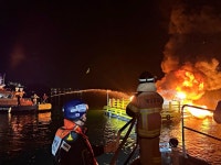 삼천포 대교 앞 해상낚시터서 화재…인명피해 없어