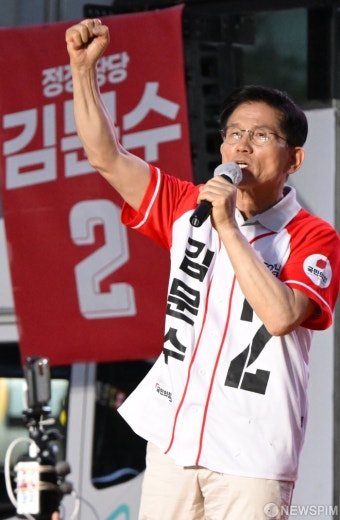 김문수, 수도권 총력전 펼치며 필승의 박동, 대한민국의 심장 소리쳐