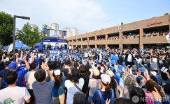 이재명 더불어민주당 대선 후보, 서초구 고속버스터미널 유세현장