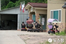 [르포] 닥종이 맹글던 첩첩 산중서 대통령 나왔응게 이보다 더 경사 있니껴