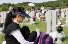 국립서울현충원에서 오빠를 생각하며