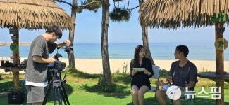 [로컬이 기회다] 서핑으로 하나된 양양, 파도 위에 글로벌을 그리다