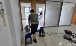 채상병 특검 입주 준비하는 서초한샘빌딩 청소팀