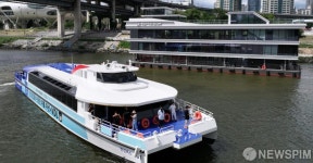 뚝섬 선착장 출발하는 한강버스