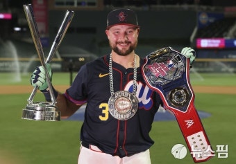 [MLB] 홈런 1위 롤리, 포수 최초로 올스타 홈런더비 우승
