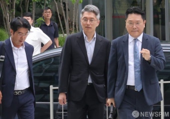 김건희 특검 출석하는 류긍선 카카오모빌리티 대표