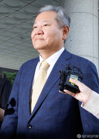 이상민 전 장관 내란특검 출석