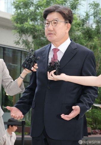 특검 조사 앞둔 권성동